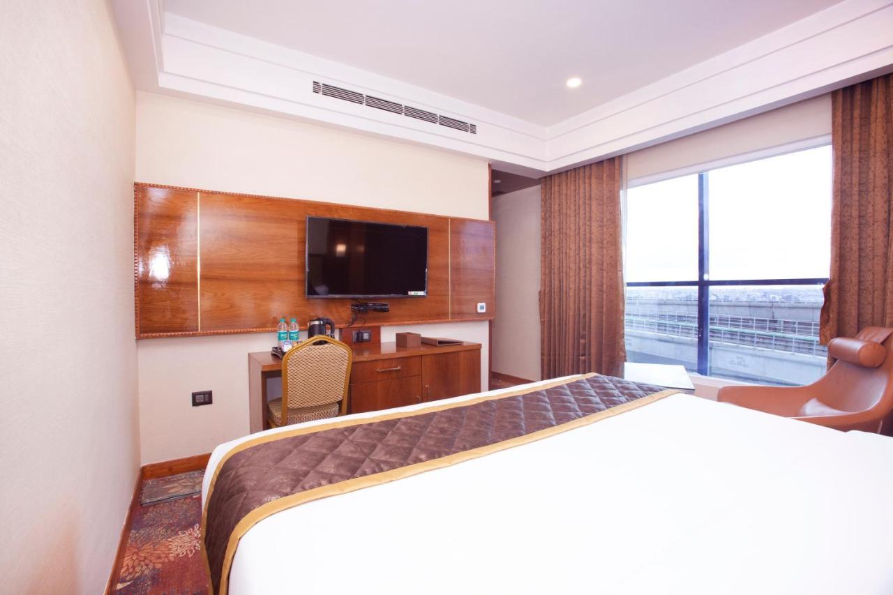 Kingston Hotel บังกาลอร์ ภายนอก รูปภาพ