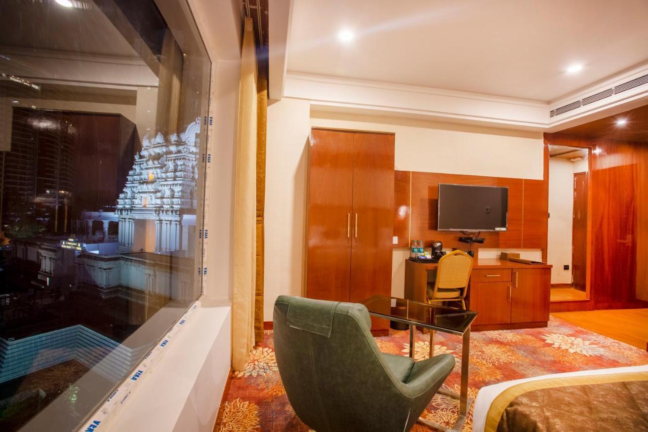 Kingston Hotel บังกาลอร์ ภายนอก รูปภาพ