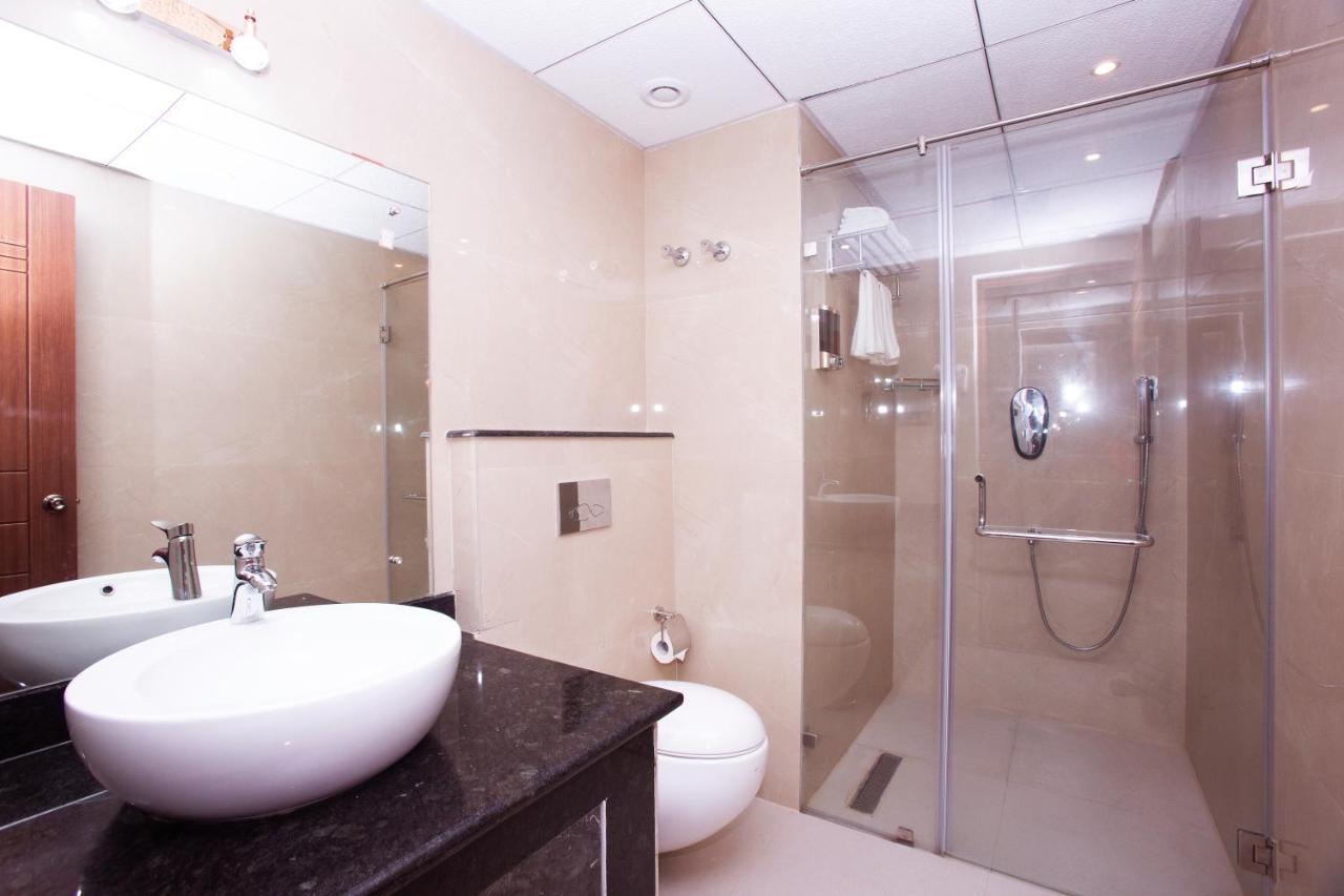 Kingston Hotel บังกาลอร์ ภายนอก รูปภาพ