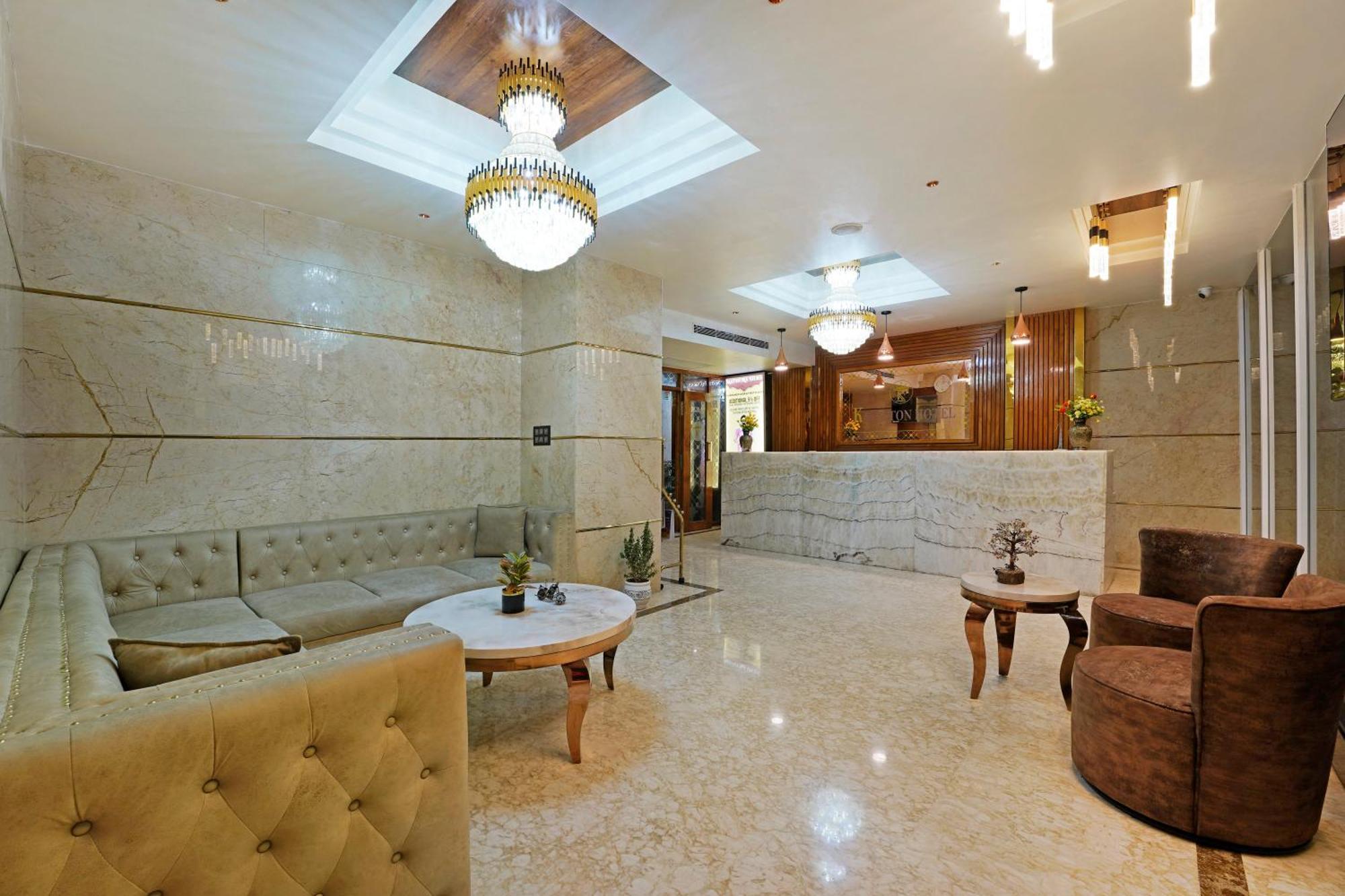 Kingston Hotel บังกาลอร์ ภายนอก รูปภาพ
