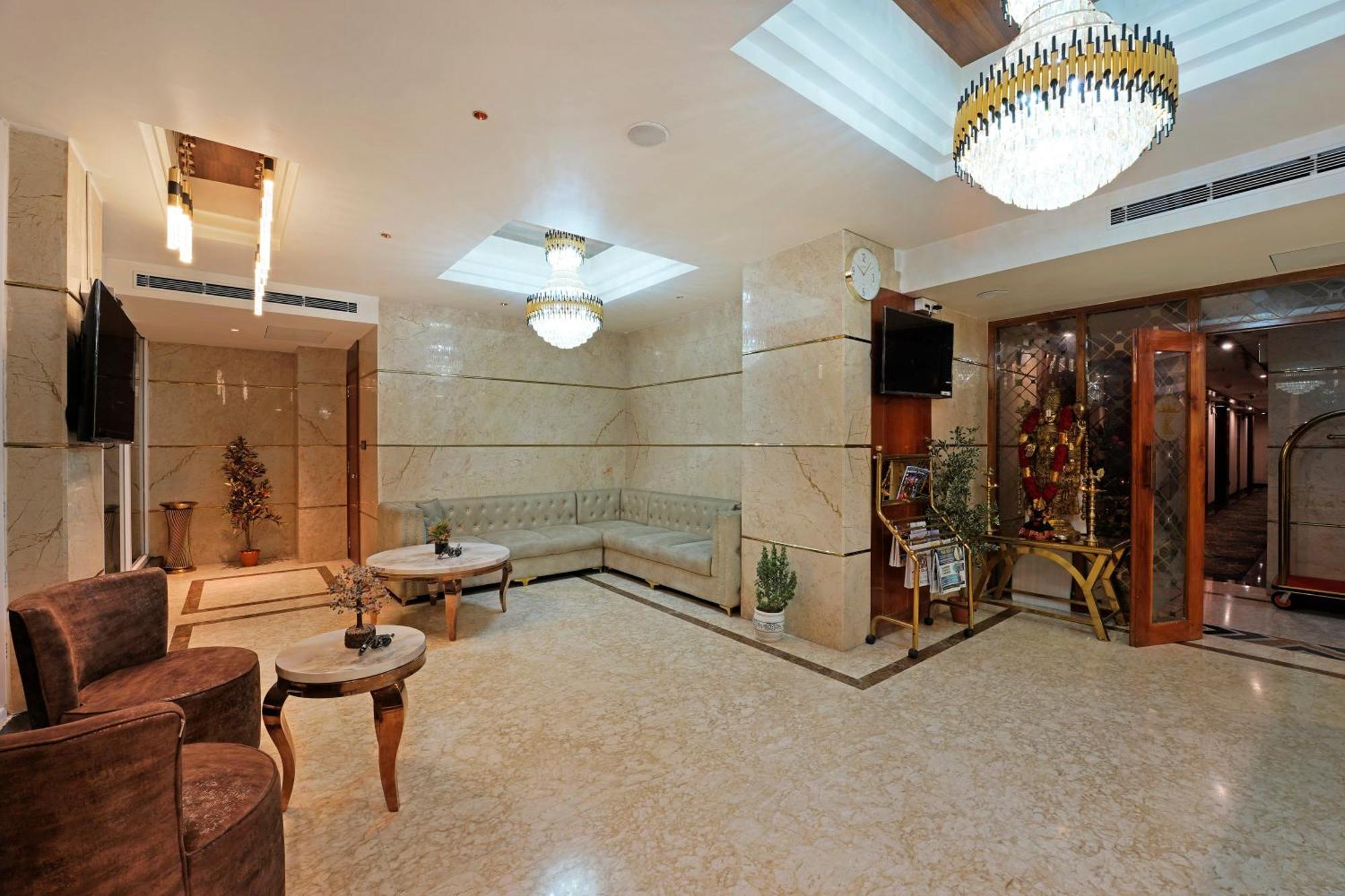 Kingston Hotel บังกาลอร์ ภายนอก รูปภาพ