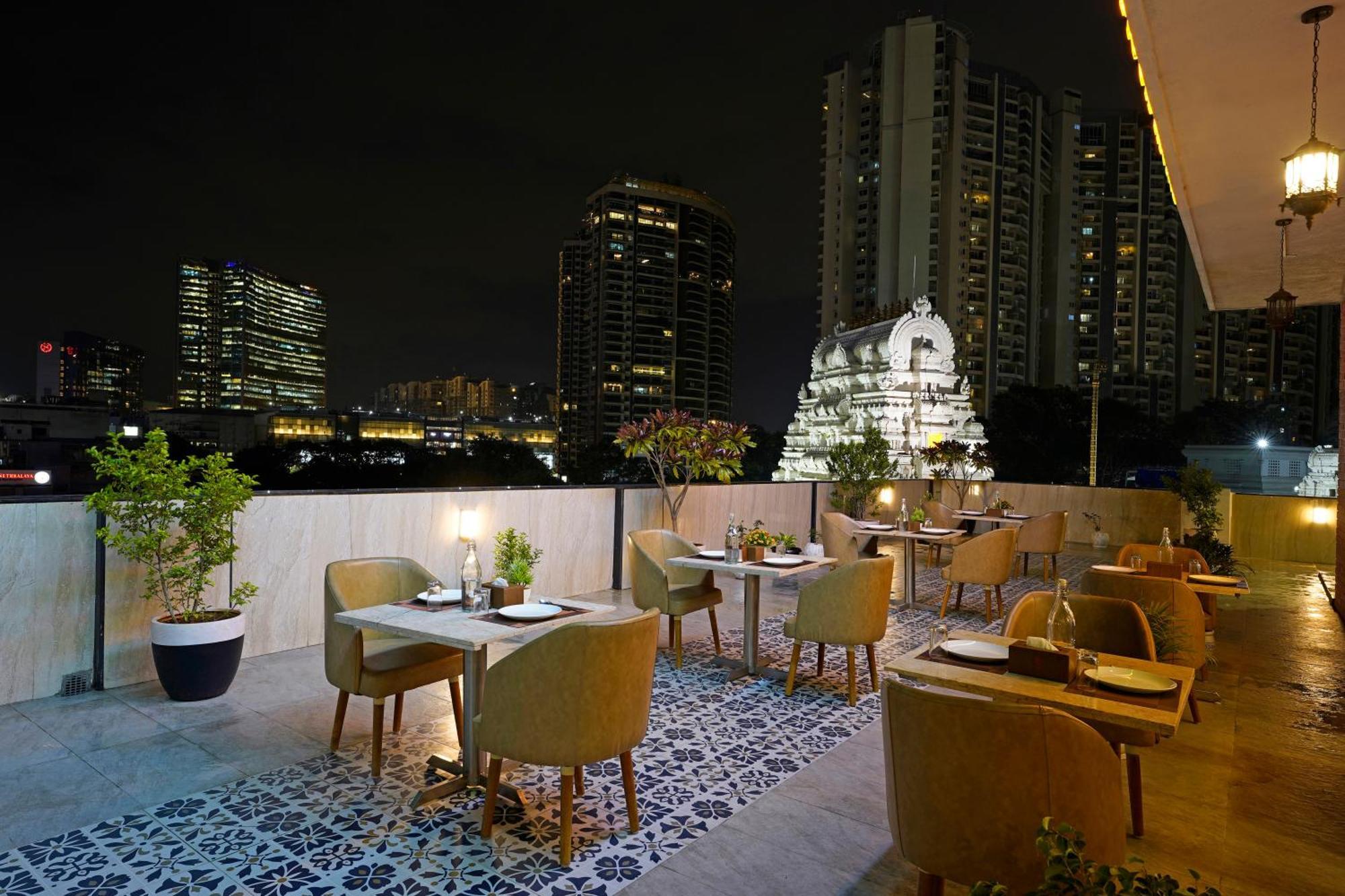 Kingston Hotel บังกาลอร์ ภายนอก รูปภาพ