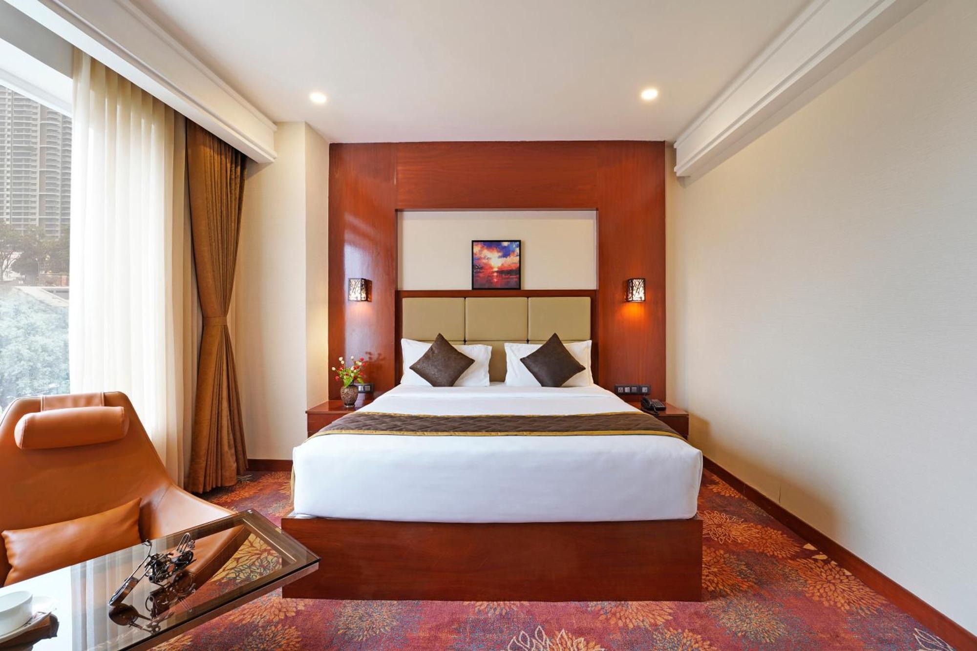 Kingston Hotel บังกาลอร์ ภายนอก รูปภาพ