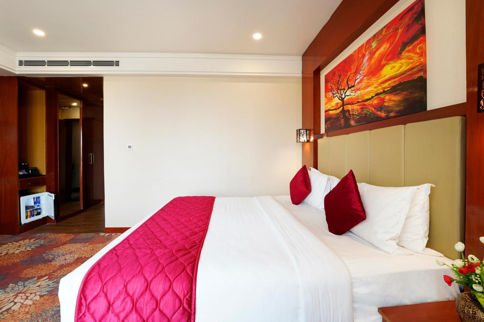 Kingston Hotel บังกาลอร์ ภายนอก รูปภาพ