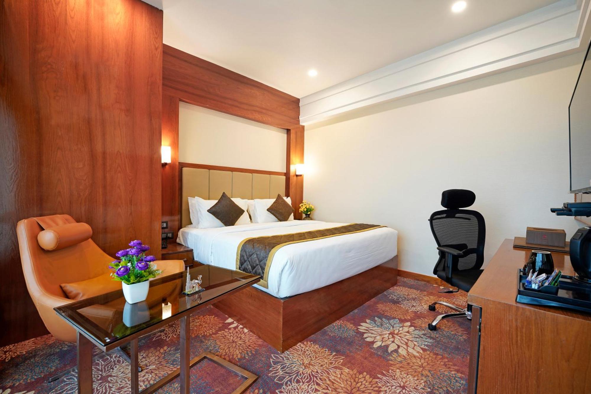 Kingston Hotel บังกาลอร์ ภายนอก รูปภาพ