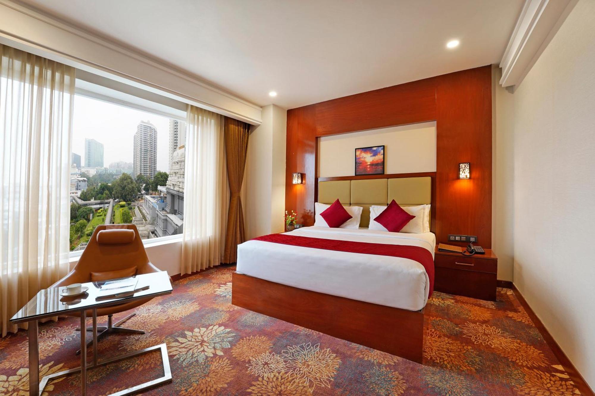 Kingston Hotel บังกาลอร์ ภายนอก รูปภาพ
