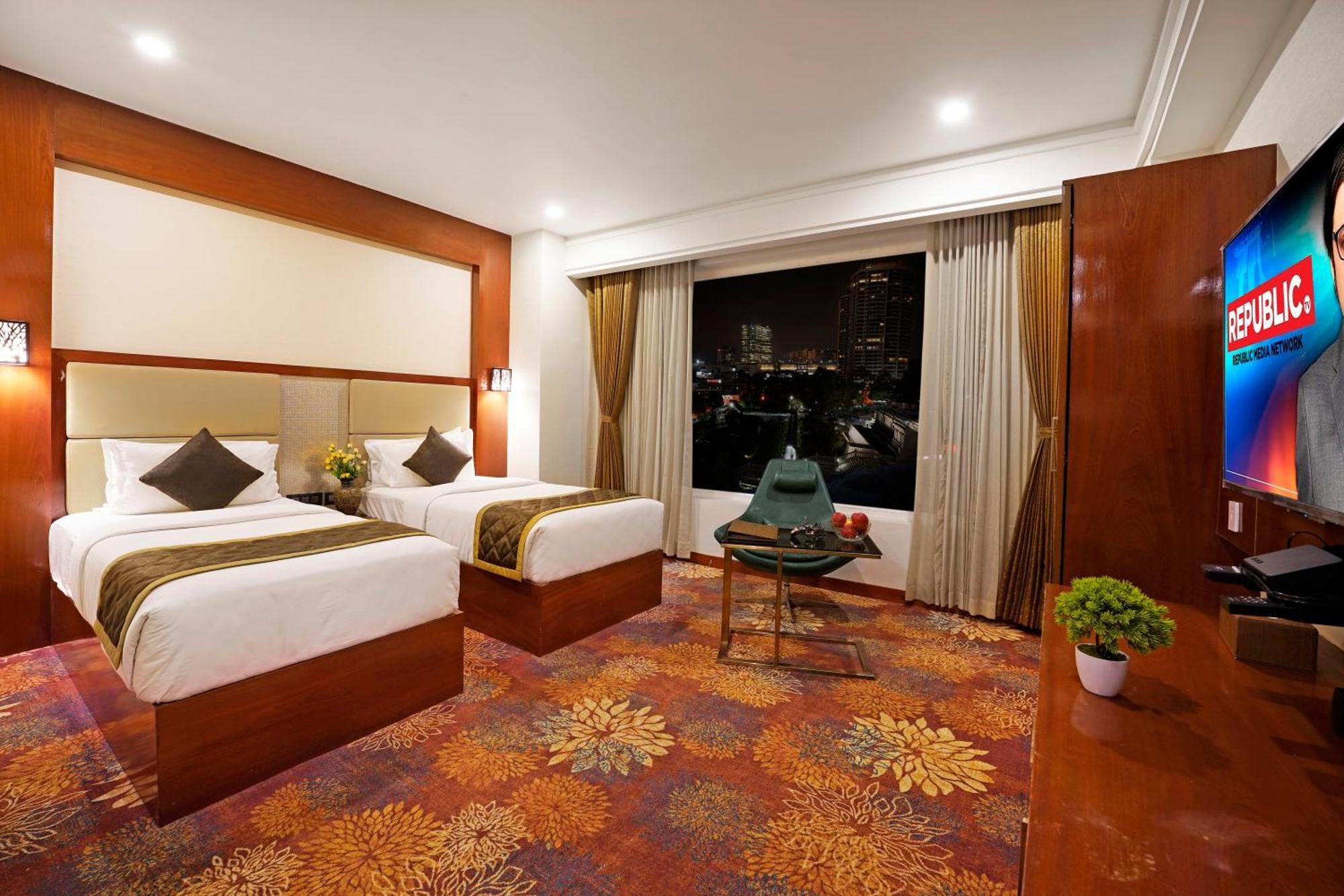 Kingston Hotel บังกาลอร์ ภายนอก รูปภาพ