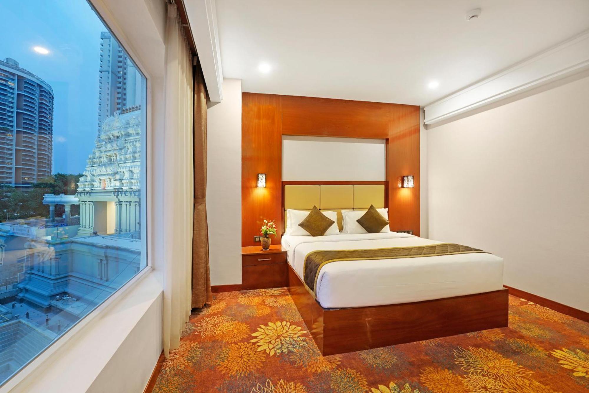 Kingston Hotel บังกาลอร์ ภายนอก รูปภาพ